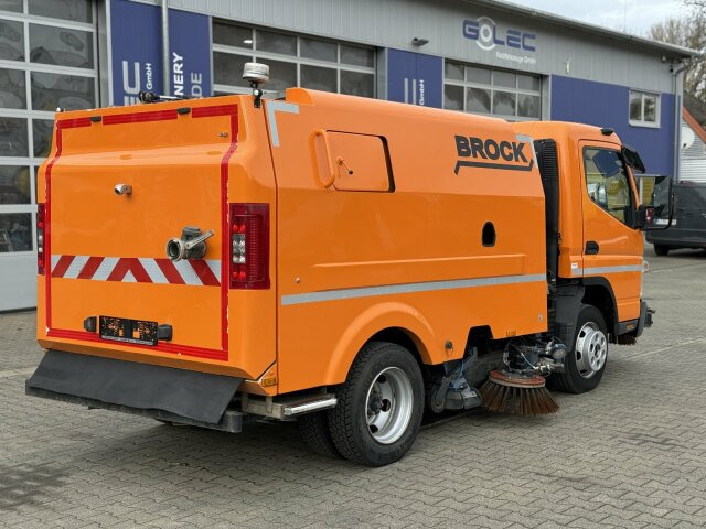 Mitsubishi Canter FUSO Kehrmaschine BROCK SL140 4 m³ en leasing occasion Mitsubishi Canter FUSO Kehrmaschine BROCK SL140 4 m³: photos 9 Mitsubishi Canter FUSO Kehrmaschine BROCK SL140 4 m³ en leasing occasion Mitsubishi Canter FUSO Kehrmaschine BROCK SL140 4 m³: photos 9