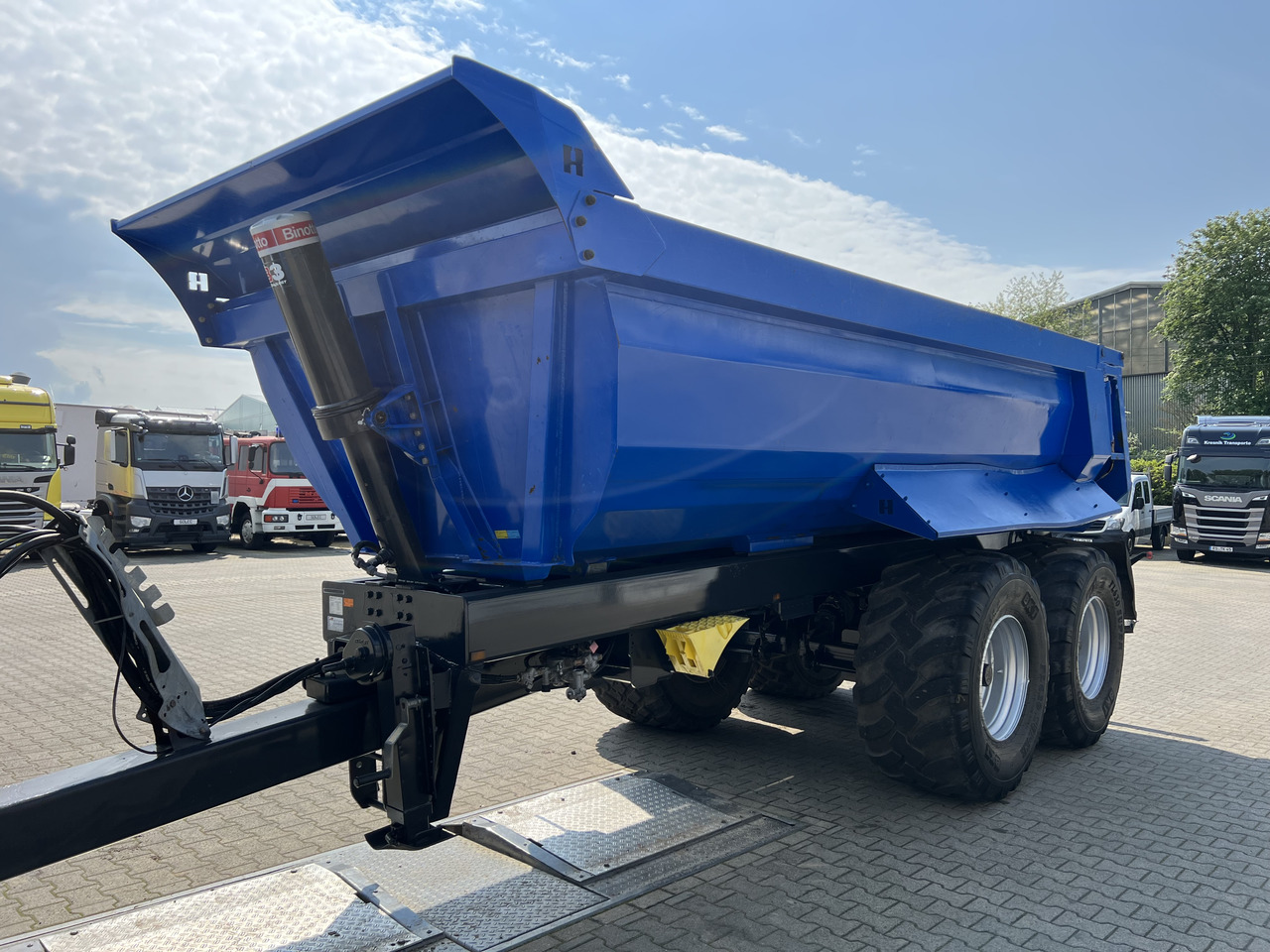 REISCH RTWK-200KS.550 Agro Kippauflieger - Benne agricole: photos 1 REISCH RTWK-200KS.550 Agro Kippauflieger - Benne agricole: photos 1