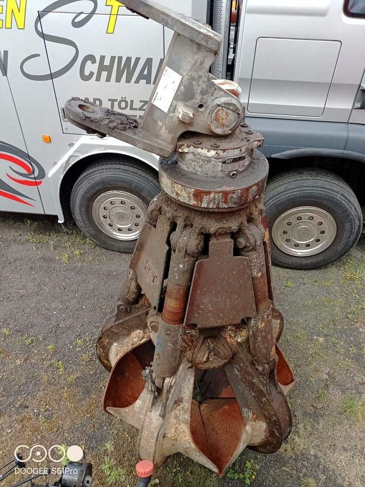 Sennebogen 818-E Umschlagbagger - 83 Ton - mit Greifer - Pelle sur pneus: photos 5 Sennebogen 818-E Umschlagbagger - 83 Ton - mit Greifer - Pelle sur pneus: photos 5