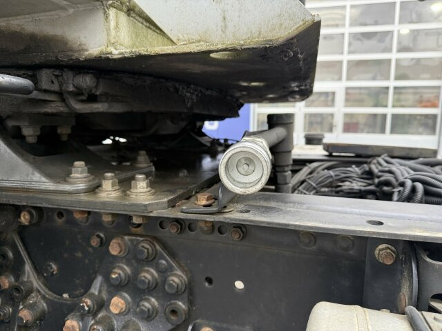 MAN TGS 18.440 4x4H Eur 5 Sattelzugmaschine - Tracteur routier: photos 5 MAN TGS 18.440 4x4H Eur 5 Sattelzugmaschine - Tracteur routier: photos 5