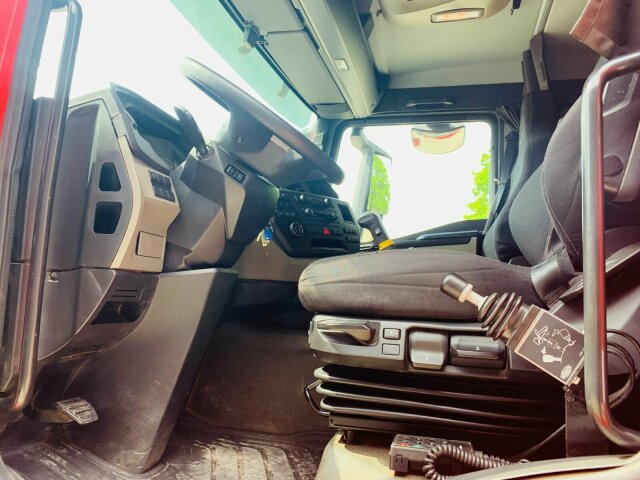 MAN TGS 18.510 4x4 SZM - Kipphyd. Blatt Luft Pritard - Tracteur routier: photos 4 MAN TGS 18.510 4x4 SZM - Kipphyd. Blatt Luft Pritard - Tracteur routier: photos 4