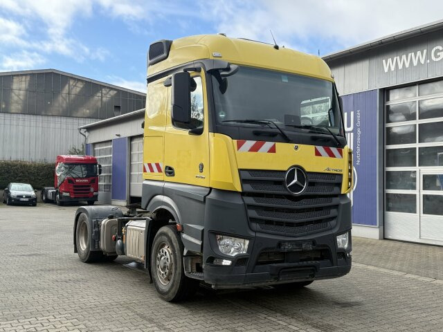 Mercedes-Benz ACTROS 1846 4x4 HAD Eur 6 Kipphydraulik Retarder - Tracteur routier: photos 1 Mercedes-Benz ACTROS 1846 4x4 HAD Eur 6 Kipphydraulik Retarder - Tracteur routier: photos 1