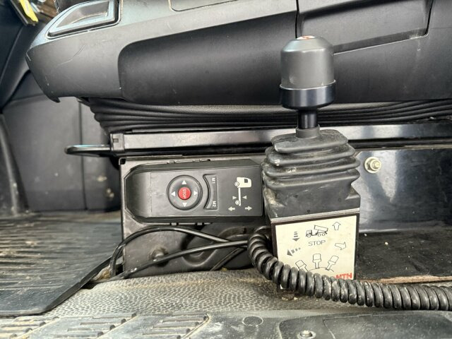 Mercedes-Benz Actros 1845 SZM 4x2 Retarder Kipph. - Tracteur routier: photos 4 Mercedes-Benz Actros 1845 SZM 4x2 Retarder Kipph. - Tracteur routier: photos 4