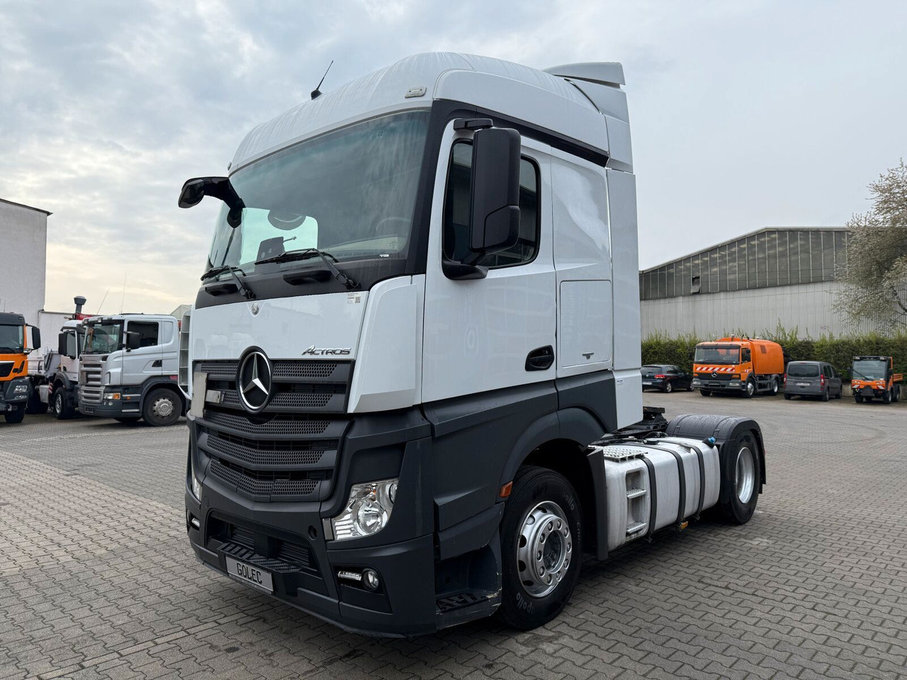 Mercedes-Benz MB Actros 1845 LS Sattelzugmaschine 4x2 - Tracteur routier: photos 2 Mercedes-Benz MB Actros 1845 LS Sattelzugmaschine 4x2 - Tracteur routier: photos 2