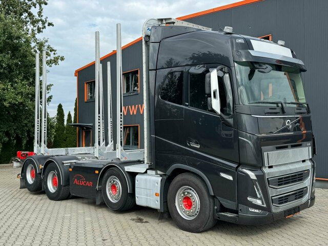 Volvo FH16 750 8X4 Holztransport Alukar TOP! - Camion grumier: photos 1 Volvo FH16 750 8X4 Holztransport Alukar TOP! - Camion grumier: photos 1