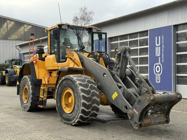 Volvo L150H Radlader *Schnellwech. *Waage *3. Funktion - Chargeuse sur pneus: photos 1 Volvo L150H Radlader *Schnellwech. *Waage *3. Funktion - Chargeuse sur pneus: photos 1