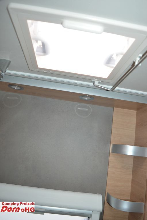 Caravane Knaus Südwind 420 QD 60 YEARS Kühlschrank 142l: photos 20