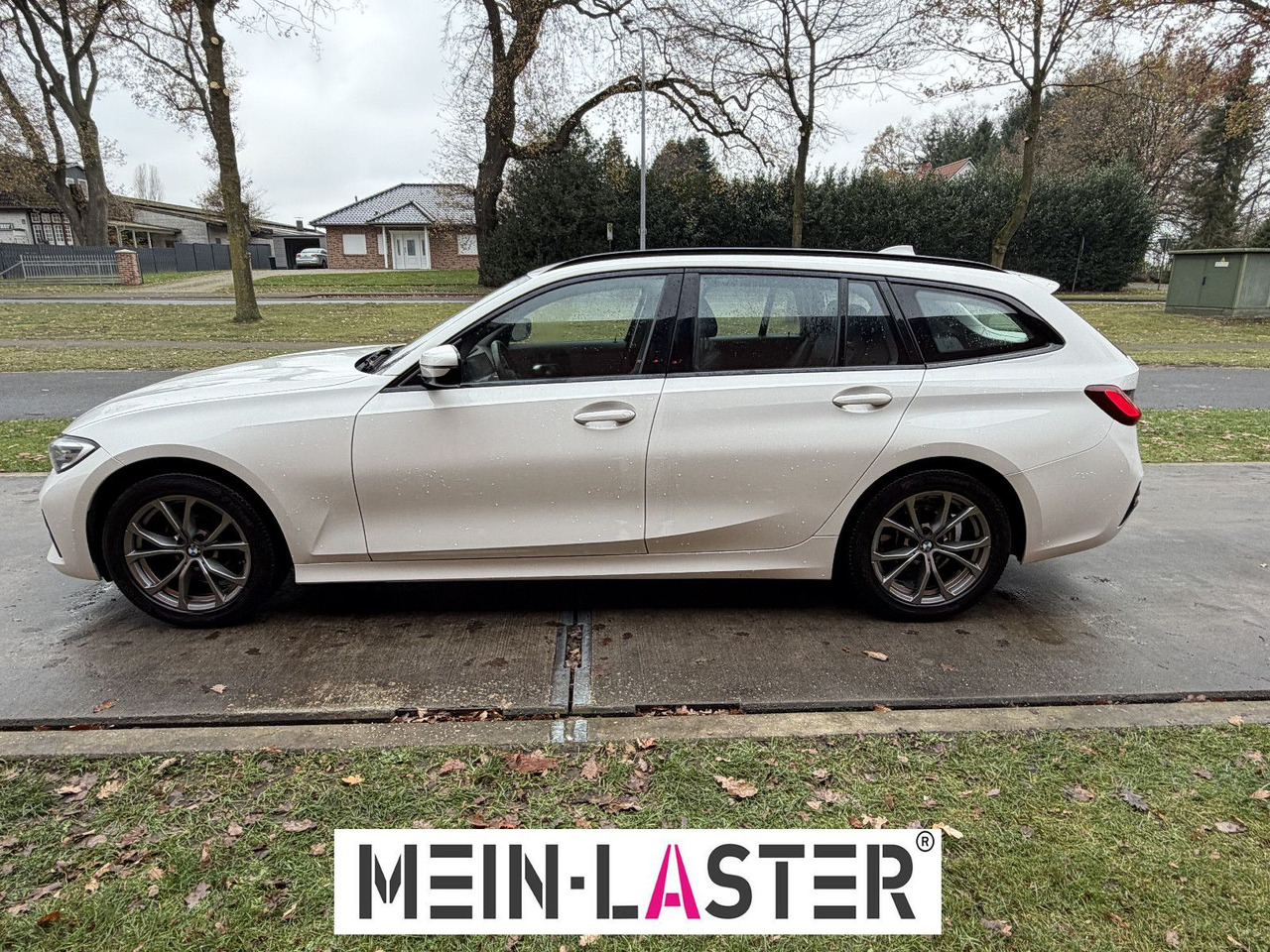 BMW 320 d xDrive touring Sport Line shadow AHK - Voiture break: photos 4 BMW 320 d xDrive touring Sport Line shadow AHK - Voiture break: photos 4