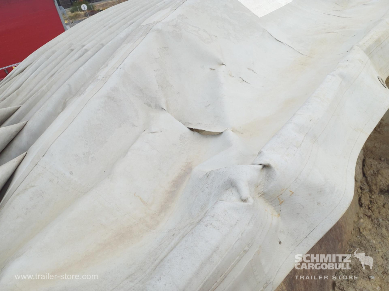 SCHMITZ Tipper Steel half pipe body 26m³ - Semi-remorque benne: photos 3 SCHMITZ Tipper Steel half pipe body 26m³ - Semi-remorque benne: photos 3