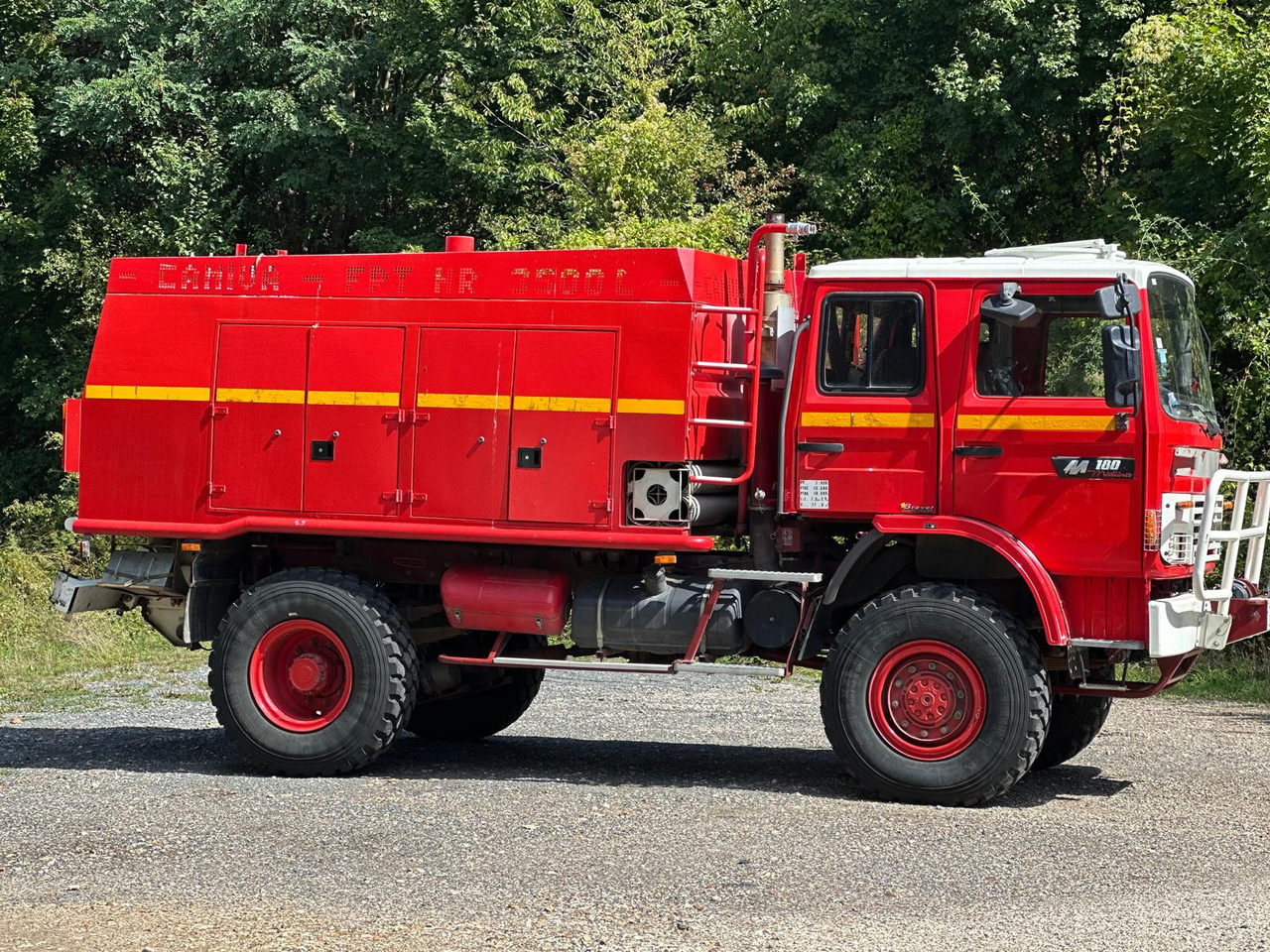 RENAULT M180 - Camion de pompier: photos 5 RENAULT M180 - Camion de pompier: photos 5