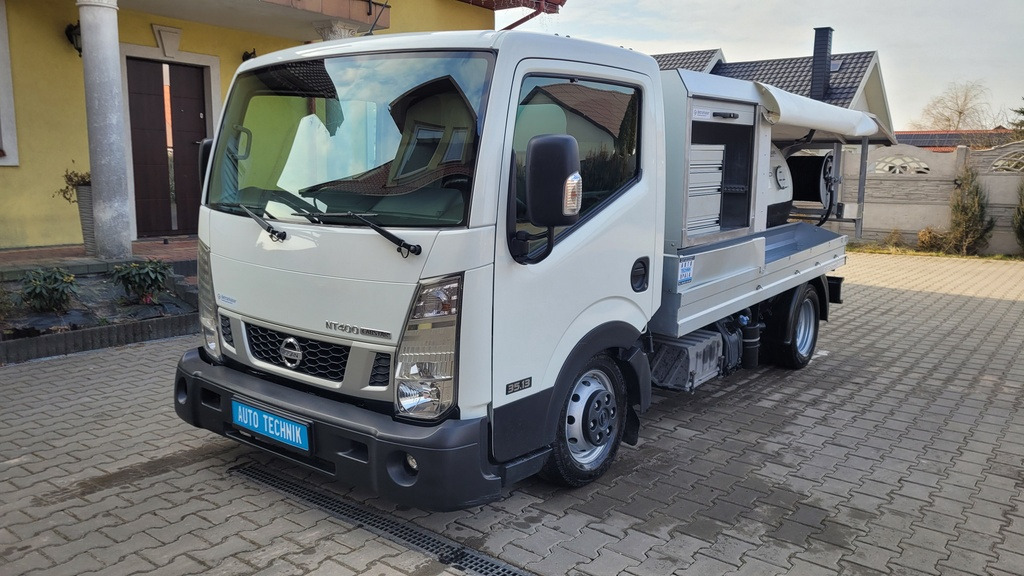 Camion hydrocureur Nissan Cabstar COMBI Kanalreiniger VAAVUM CLEANER: photos 43