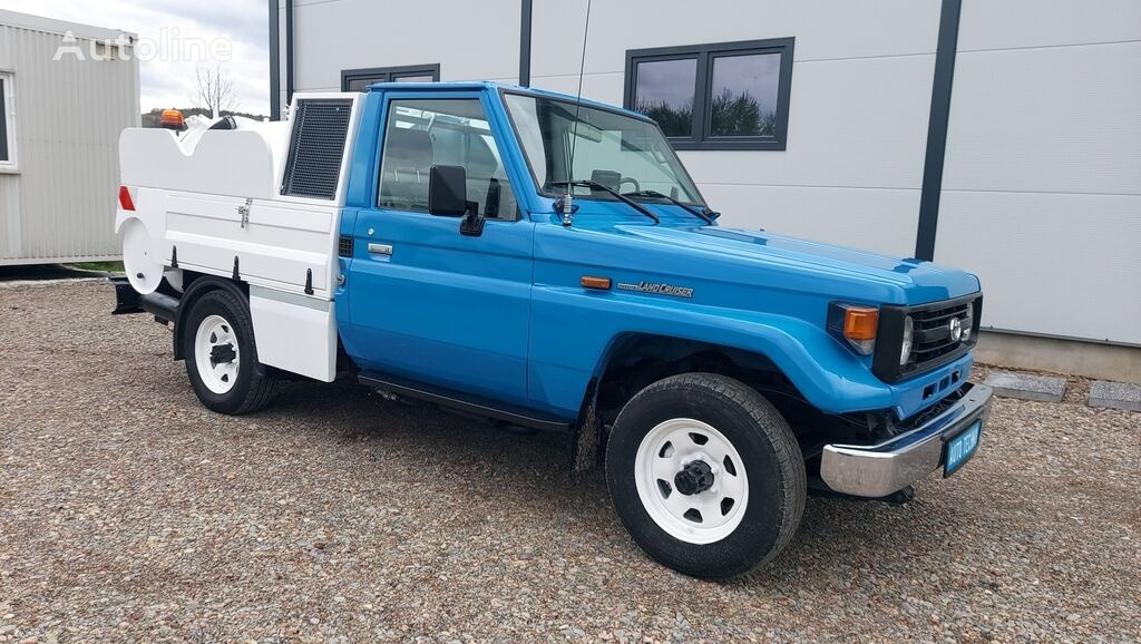 Camion hydrocureur Toyota Land Cruiser COMBI HYDRO CLEANER 4x4: photos 10
