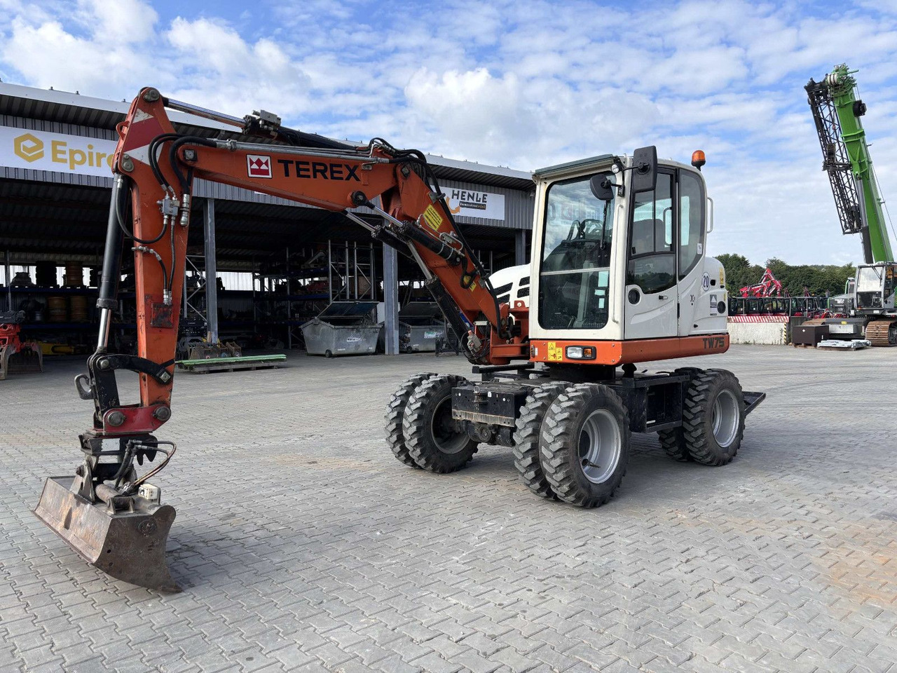 Terex TW 75 - Pelle sur pneus: photos 1 Terex TW 75 - Pelle sur pneus: photos 1