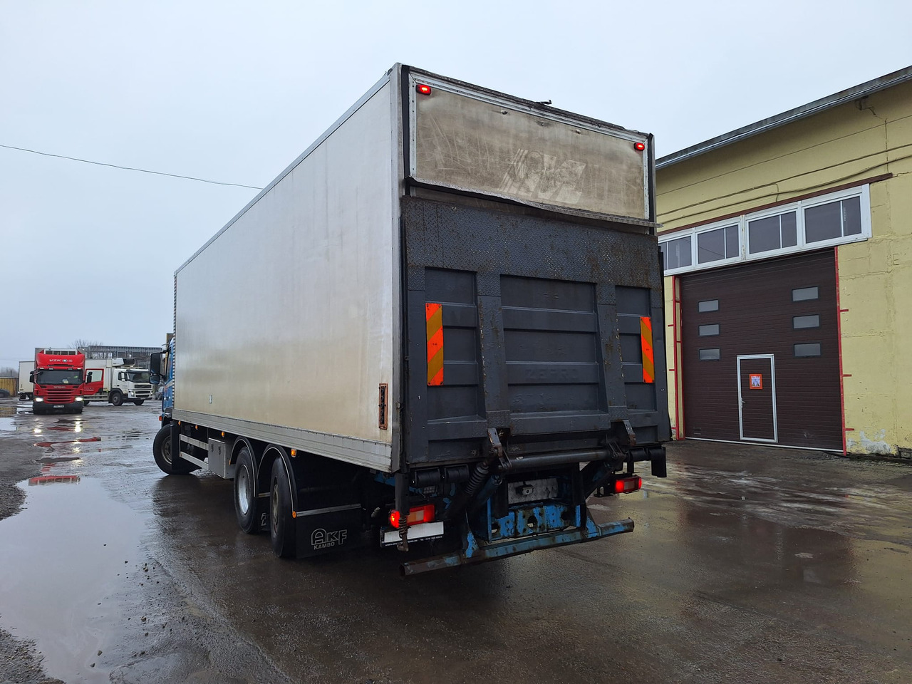 VOLVO FM12.380 - Camion: photos 3 VOLVO FM12.380 - Camion: photos 3