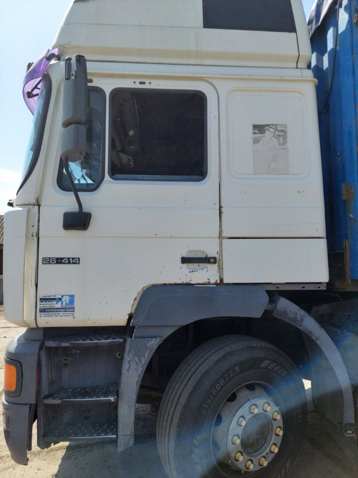 MAN 26.414 - Camion plateau: photos 4 MAN 26.414 - Camion plateau: photos 4