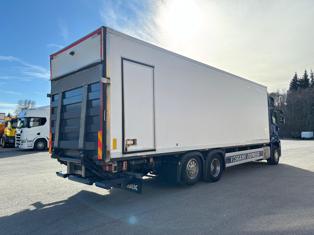MERCEDES-BENZ ACTROS 2540 - Camion fourgon: photos 4 MERCEDES-BENZ ACTROS 2540 - Camion fourgon: photos 4