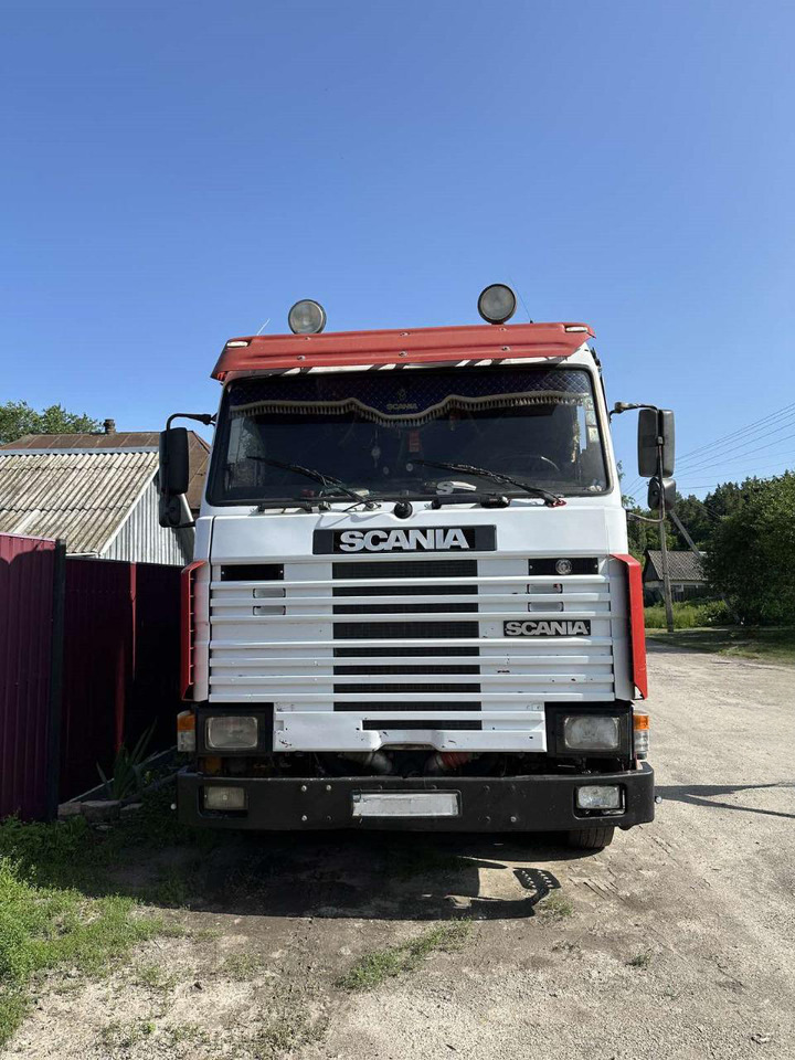 SCANIA 113M.360 - Camion plateau: photos 3 SCANIA 113M.360 - Camion plateau: photos 3