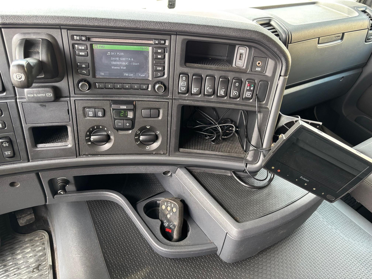 Camion frigorifique SCANIA G490: photos 16