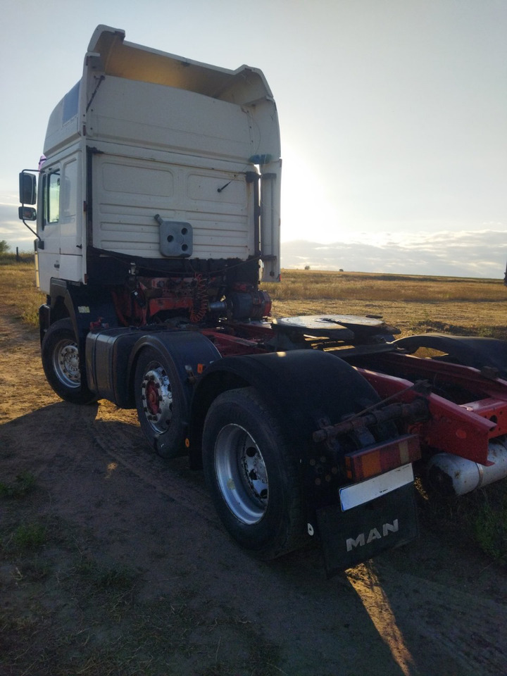 MAN 26.414 - Tracteur routier: photos 5 MAN 26.414 - Tracteur routier: photos 5