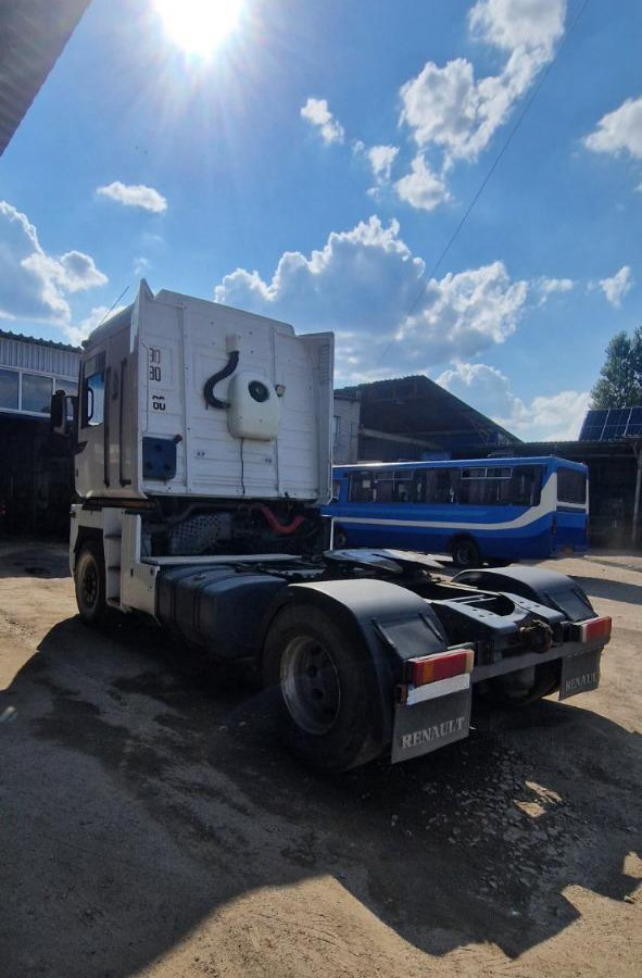 RENAULT Magnum 400 - Tracteur routier: photos 3 RENAULT Magnum 400 - Tracteur routier: photos 3