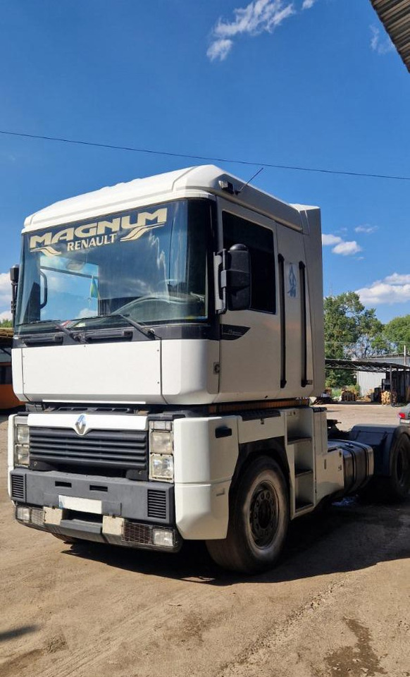 RENAULT Magnum 400 - Tracteur routier: photos 2 RENAULT Magnum 400 - Tracteur routier: photos 2