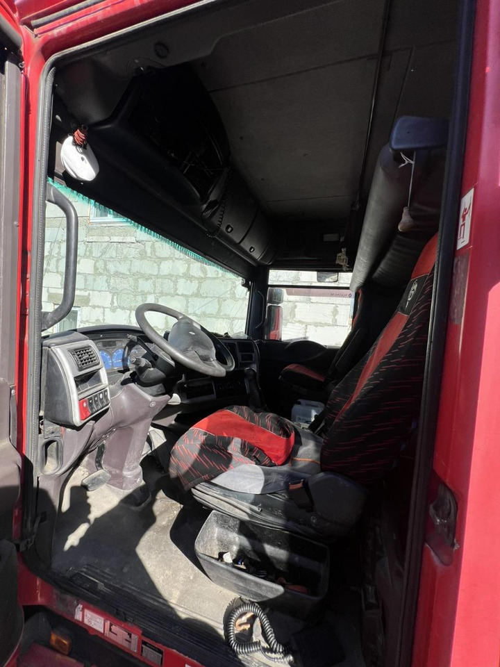 RENAULT Magnum 440 ID1336S - Tracteur routier: photos 4 RENAULT Magnum 440 ID1336S - Tracteur routier: photos 4