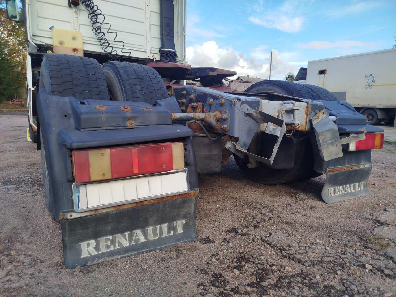 RENAULT Magnum 440 ID1573S - Tracteur routier: photos 5 RENAULT Magnum 440 ID1573S - Tracteur routier: photos 5