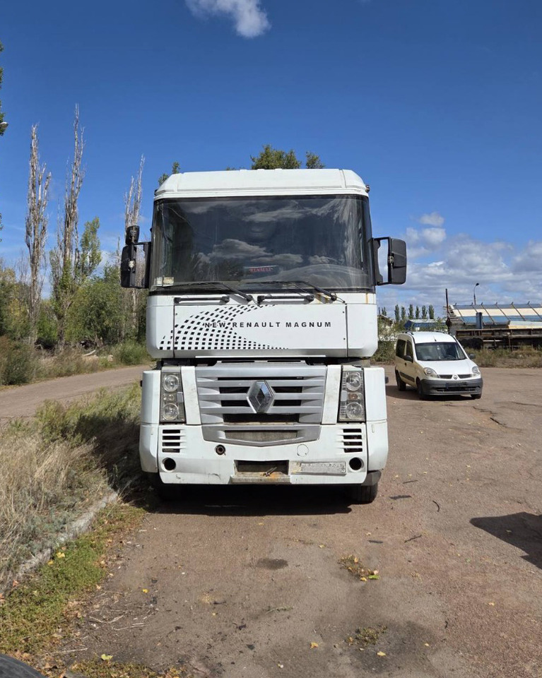 RENAULT Magnum 480 - Tracteur routier: photos 2 RENAULT Magnum 480 - Tracteur routier: photos 2