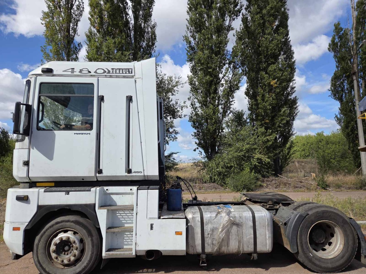 RENAULT Magnum 480 - Tracteur routier: photos 3 RENAULT Magnum 480 - Tracteur routier: photos 3