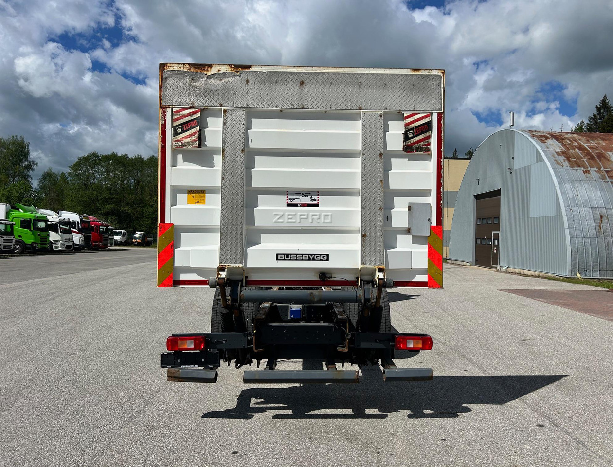 VOLVO FM330 - Châssis cabine: photos 4 VOLVO FM330 - Châssis cabine: photos 4