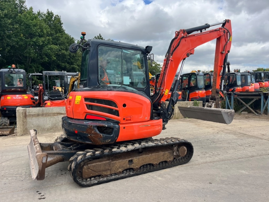 Kubota KX 057-4 - Mini pelle: photos 4 Kubota KX 057-4 - Mini pelle: photos 4