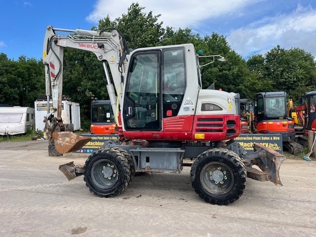 Takeuchi TB 295 W - Pelle sur pneus: photos 5 Takeuchi TB 295 W - Pelle sur pneus: photos 5