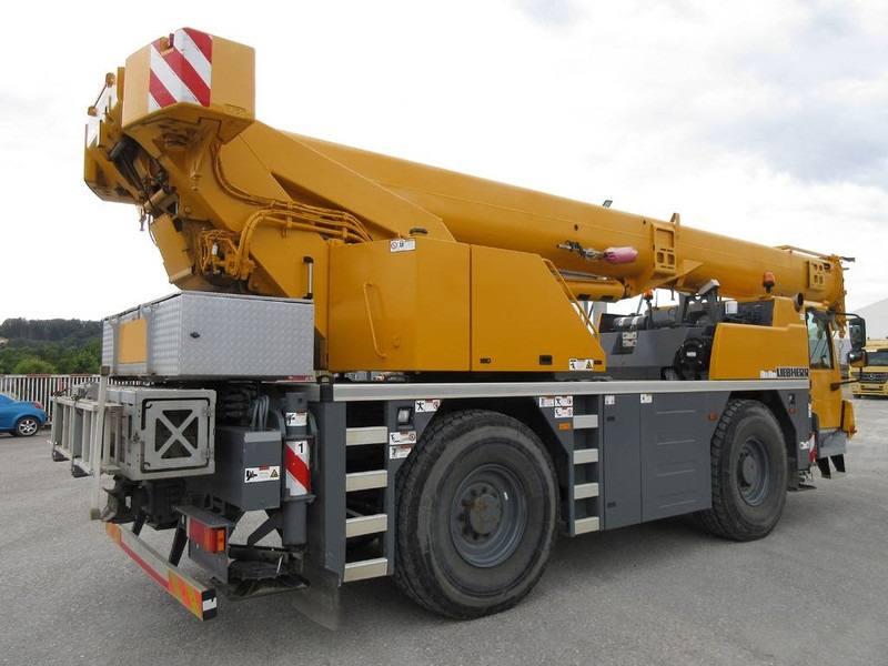 Liebherr LTM 1040-2.1 - Grue tout-terrain: photos 3 Liebherr LTM 1040-2.1 - Grue tout-terrain: photos 3