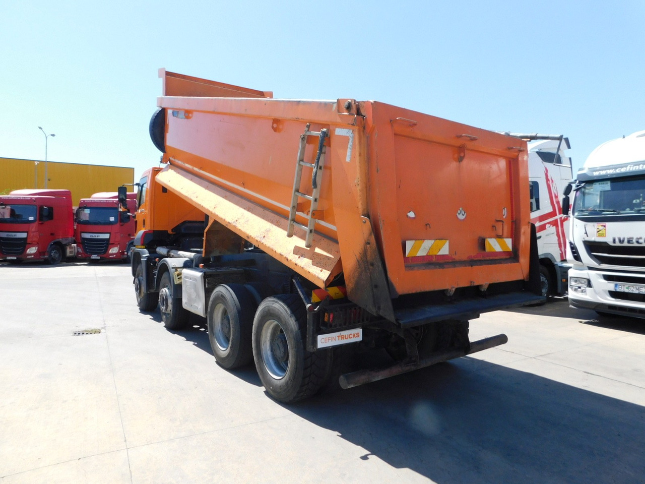 Ford 4142d 8x4 dcab e6 16s2230 - Camion benne: photos 4 Ford 4142d 8x4 dcab e6 16s2230 - Camion benne: photos 4