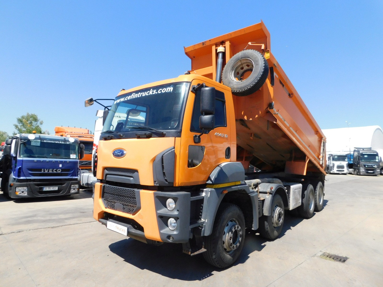 Ford 4142d 8x4 dcab e6 16s2230 - Camion benne: photos 1 Ford 4142d 8x4 dcab e6 16s2230 - Camion benne: photos 1