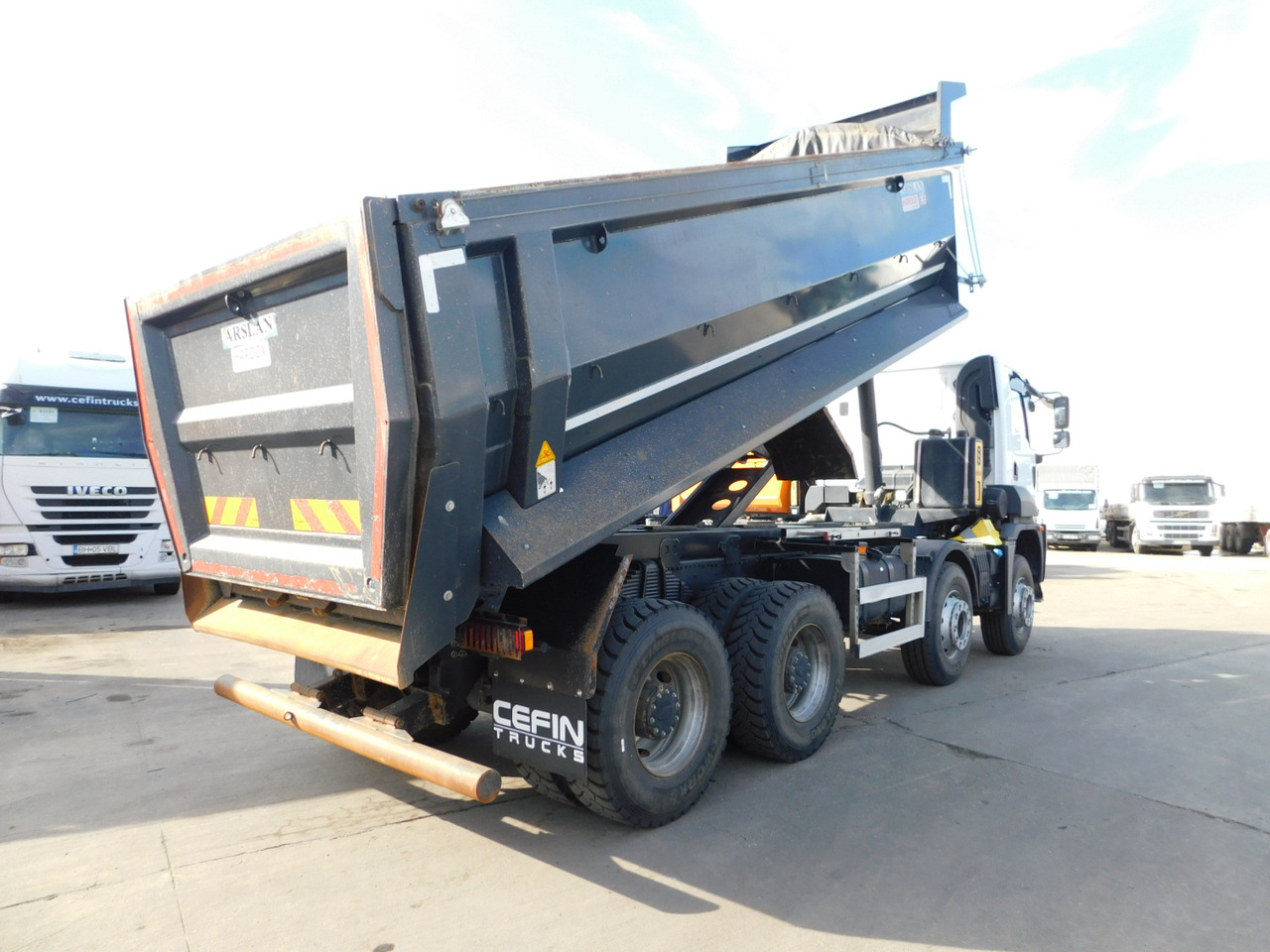 Ford 4142d 8x4 dcab e6 eco 16s 2600 amt - Camion benne: photos 3 Ford 4142d 8x4 dcab e6 eco 16s 2600 amt - Camion benne: photos 3