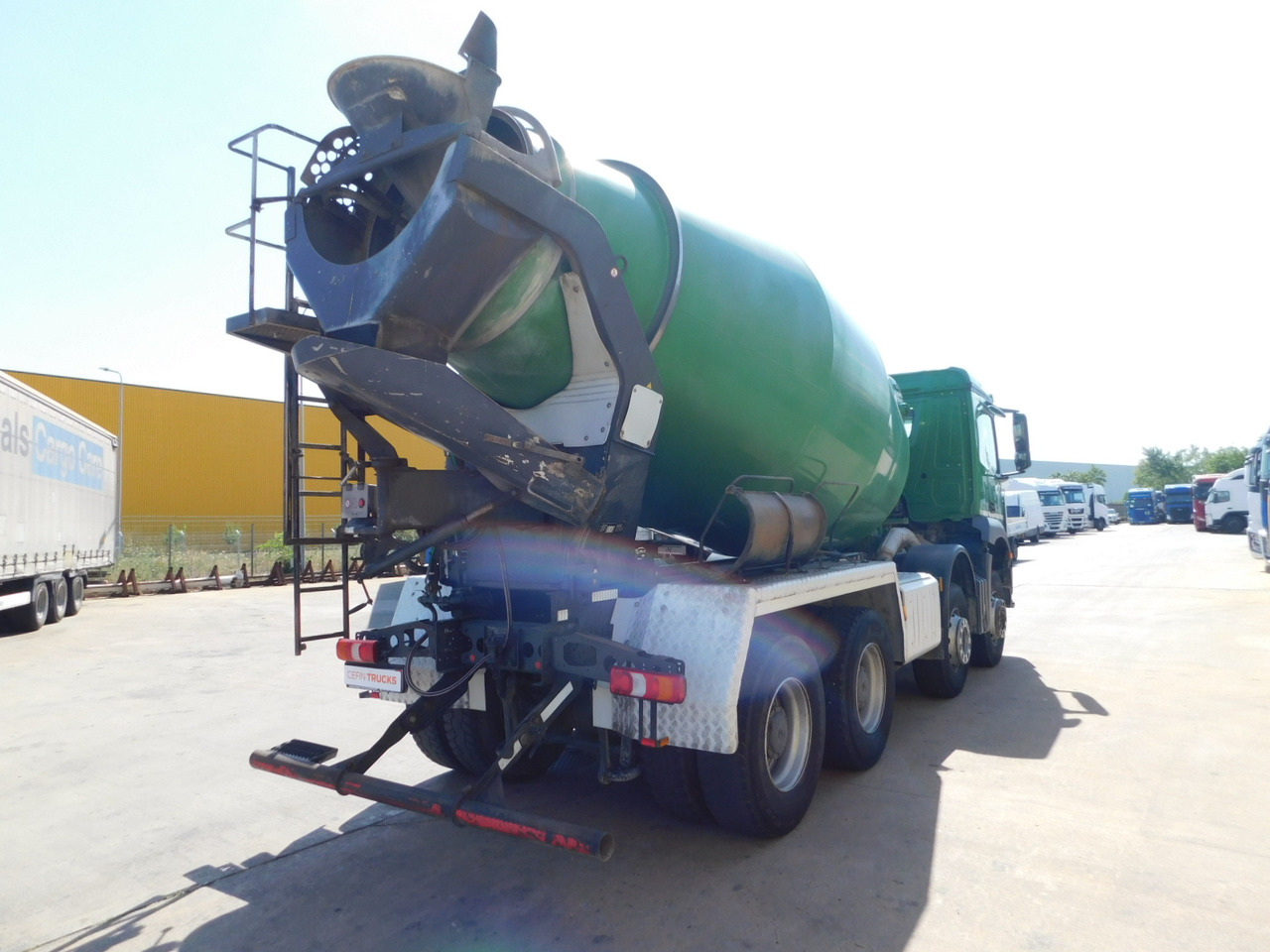 Mercedes Arocs 3243 - Camion malaxeur: photos 3 Mercedes Arocs 3243 - Camion malaxeur: photos 3