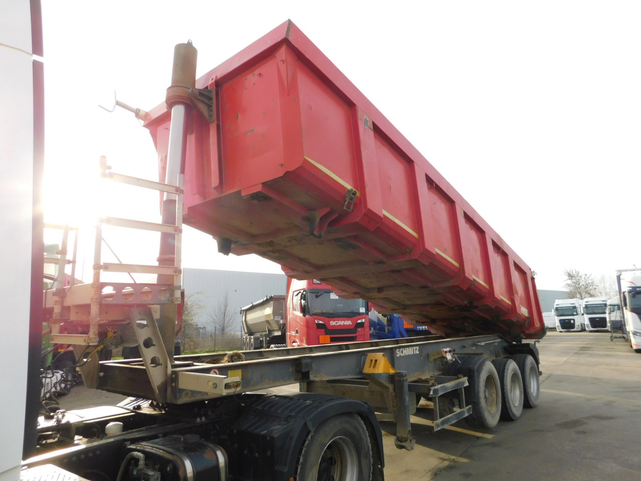 Schmitz Ski 2482 - Semi-remorque benne: photos 1 Schmitz Ski 2482 - Semi-remorque benne: photos 1