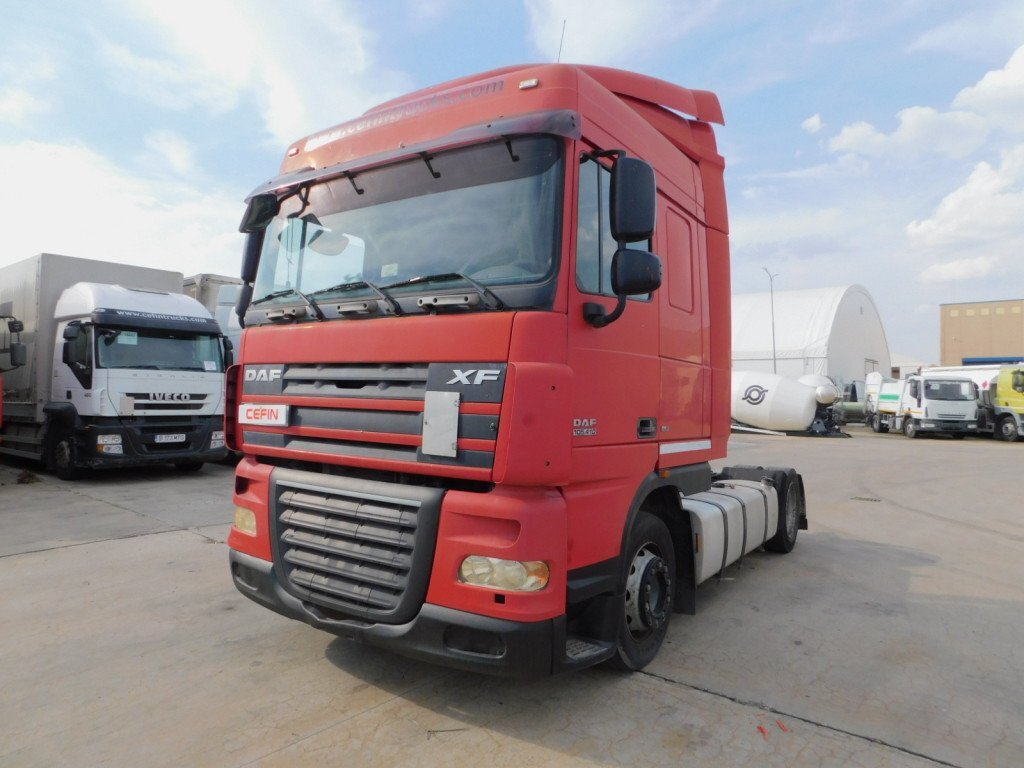 Daf Xf 105410 - Tracteur routier: photos 1 Daf Xf 105410 - Tracteur routier: photos 1