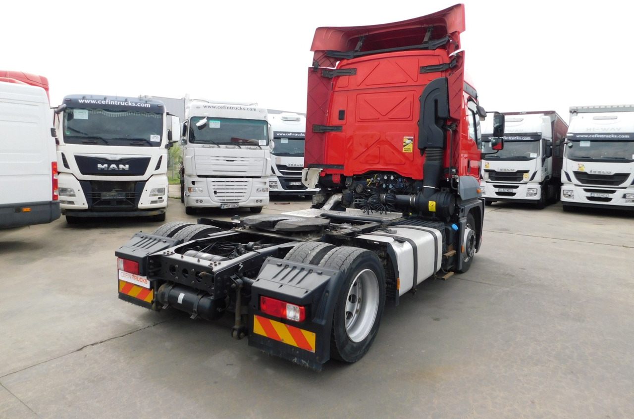 Ford 1848t 4x2 scab e6 12tx2620 - Tracteur routier: photos 3 Ford 1848t 4x2 scab e6 12tx2620 - Tracteur routier: photos 3