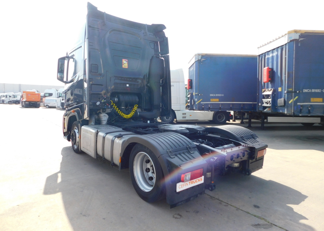 Ford F max ll 4x2 scab e6 eco 16spdamt ecotorq - Tracteur routier: photos 4 Ford F max ll 4x2 scab e6 eco 16spdamt ecotorq - Tracteur routier: photos 4