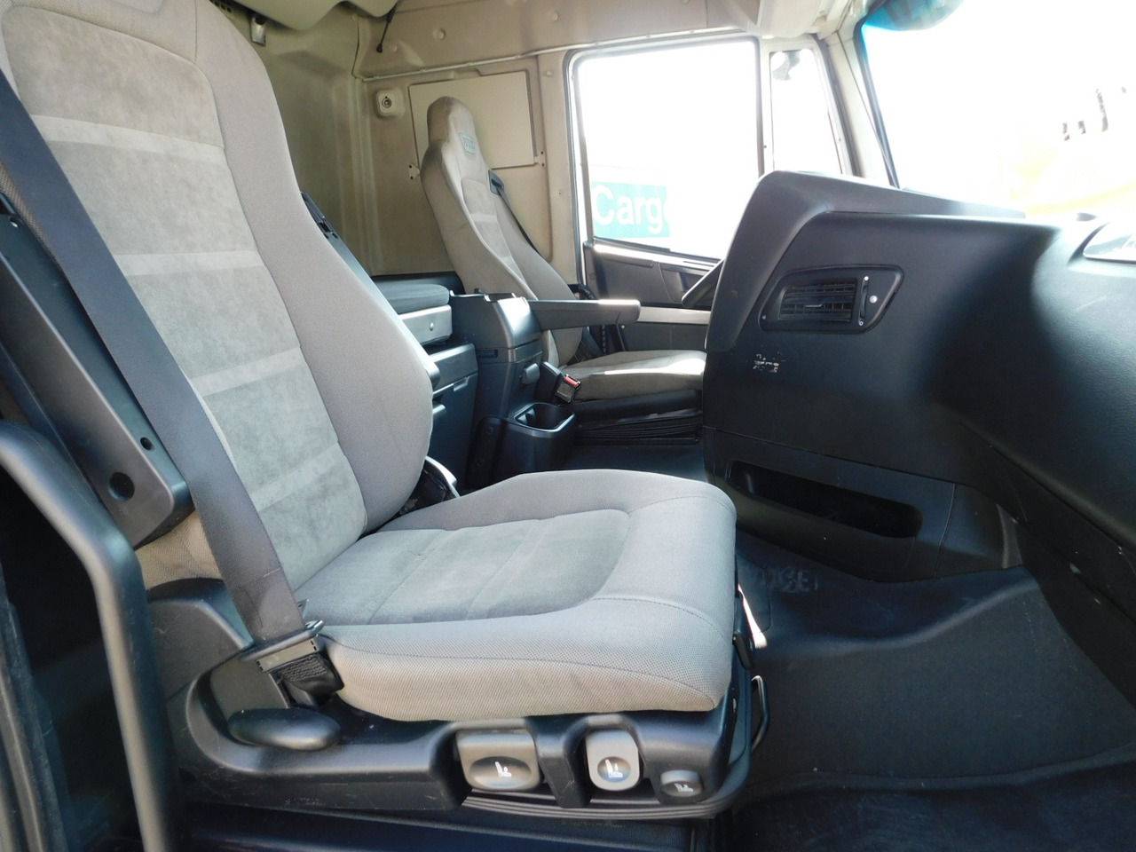 Iveco As440s48t - Tracteur routier: photos 5 Iveco As440s48t - Tracteur routier: photos 5