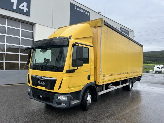 MAN TGL 12.220 4x2 BL Euro6 Klima Luftfeder - Camion à rideaux coulissants: photos 1 MAN TGL 12.220 4x2 BL Euro6 Klima Luftfeder - Camion à rideaux coulissants: photos 1