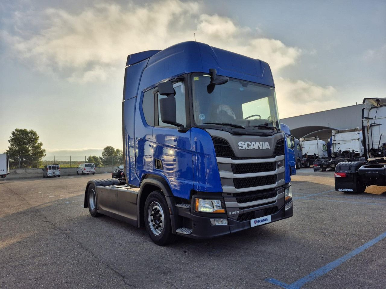 Scania R 450 - Tracteur routier: photos 1 Scania R 450 - Tracteur routier: photos 1