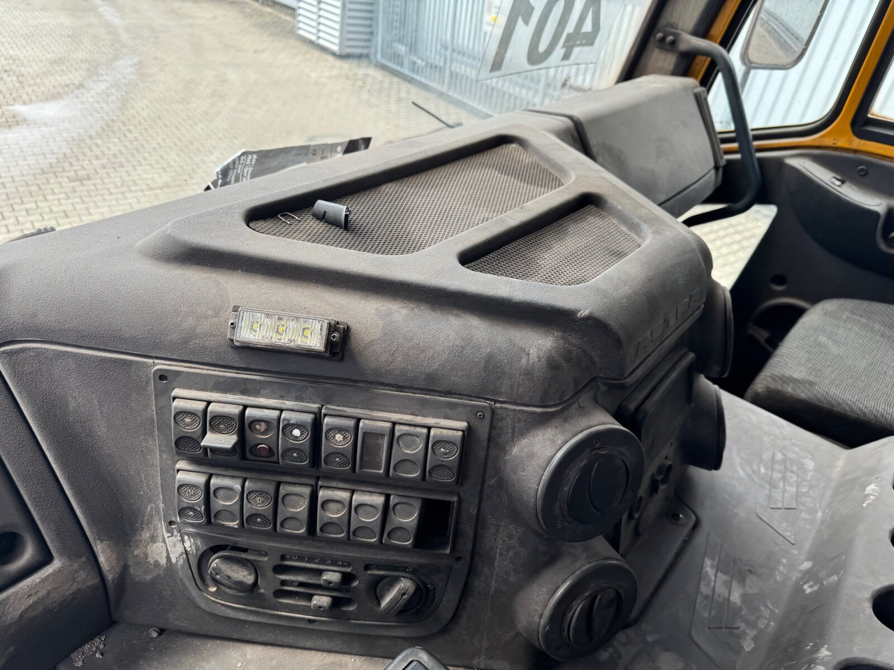 Tombereau ASTRA HHD8 86.48-80 8x6 ASTRA HHD8 86.48-80 8x6 Mulde ca. 24m³: photos 6
