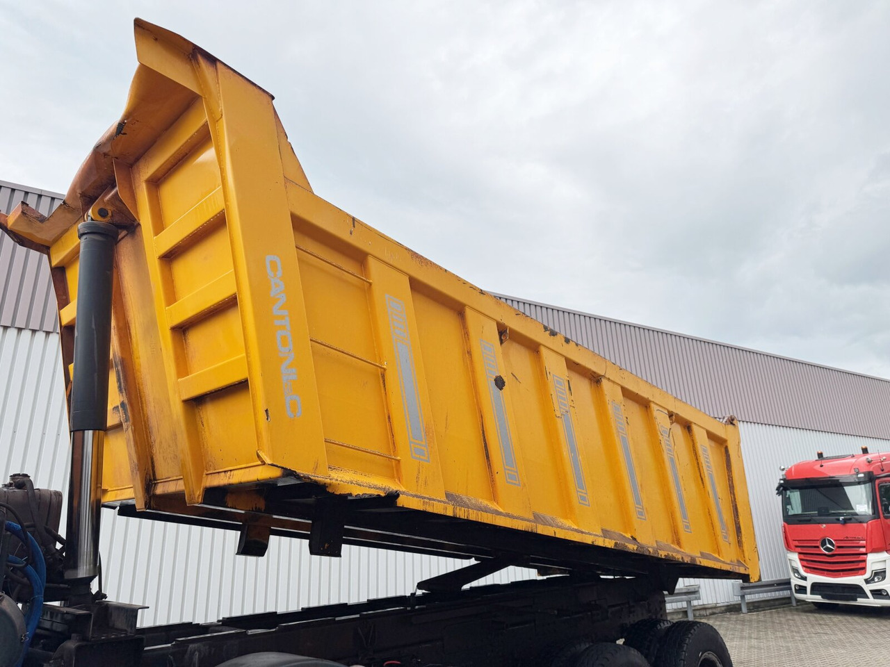 Tombereau ASTRA HHD8 86.48-80 8x6 ASTRA HHD8 86.48-80 8x6 Mulde ca. 24m³: photos 15