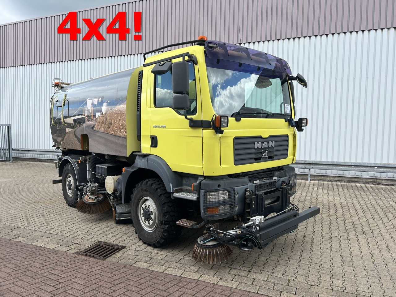 MAN TGM 13.280 4X4 BL TGM 13.280 4X4 BL, Kehhrmaschine Nothelfer Kobit K6 - Camion: photos 1 MAN TGM 13.280 4X4 BL TGM 13.280 4X4 BL, Kehhrmaschine Nothelfer Kobit K6 - Camion: photos 1