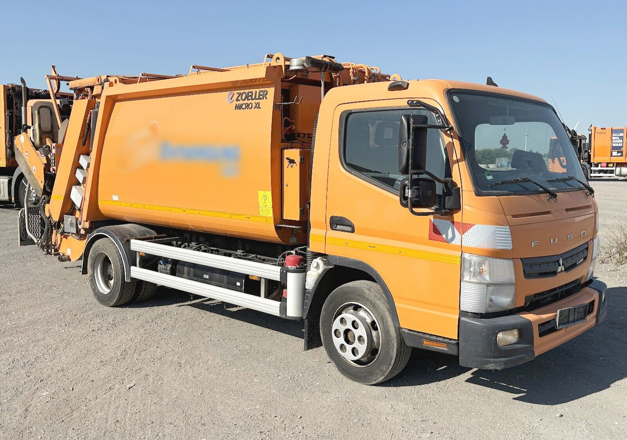 Mitsubishi Fuso 7C18 4x2 Fuso 7C18 4x2, Zöller Micro XL 7, Zöller Schüttung - Camion: photos 2 Mitsubishi Fuso 7C18 4x2 Fuso 7C18 4x2, Zöller Micro XL 7, Zöller Schüttung - Camion: photos 2