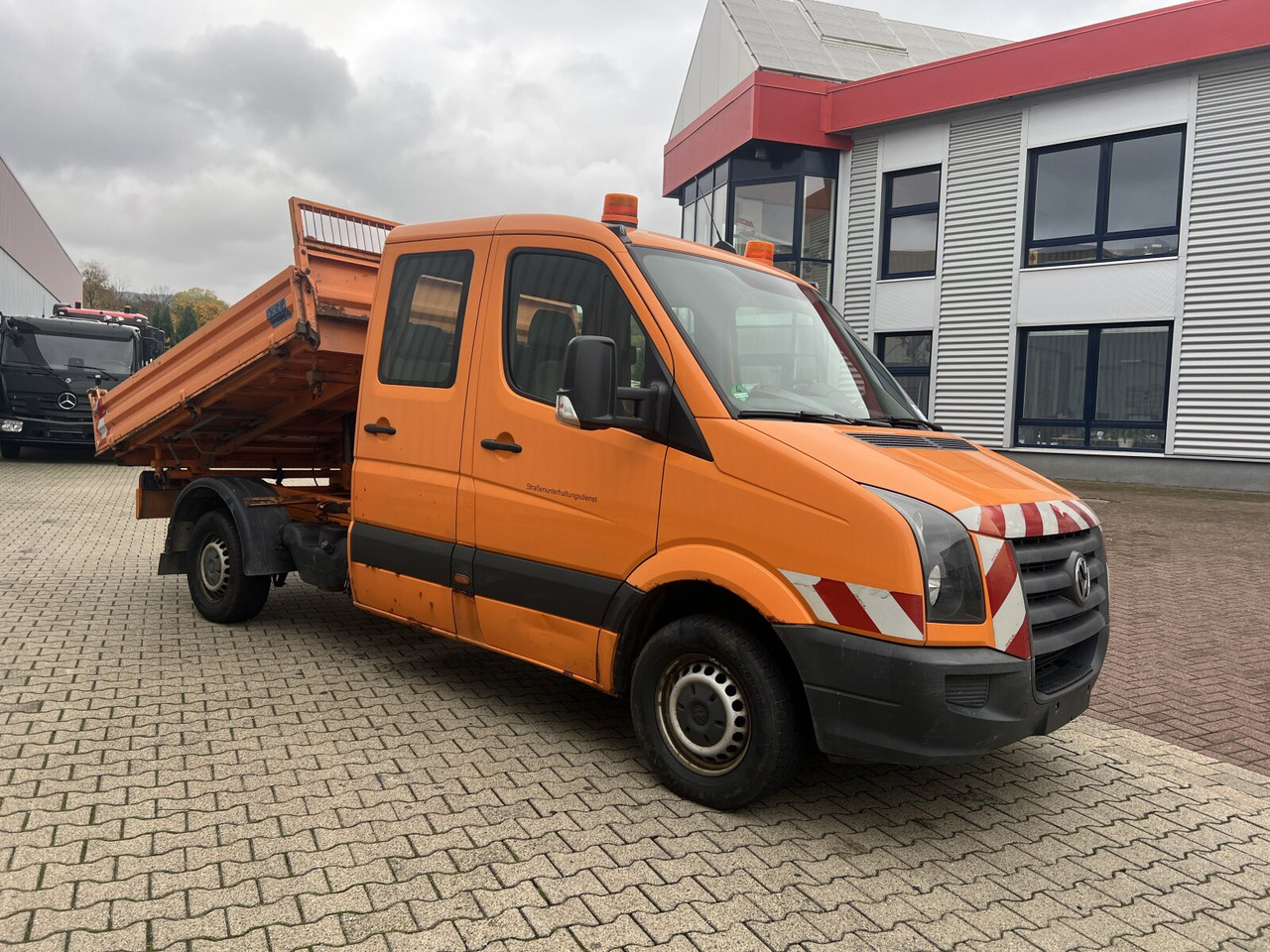 Photo d'intérieur 1: Camion benne Crafter 2.5 TDI 4x2 Doka Crafter 2.5 TDI 4x2 Doka, Meiller Kipper Photo d'intérieur 1: Camion benne Crafter 2.5 TDI 4x2 Doka Crafter 2.5 TDI 4x2 Doka, Meiller Kipper