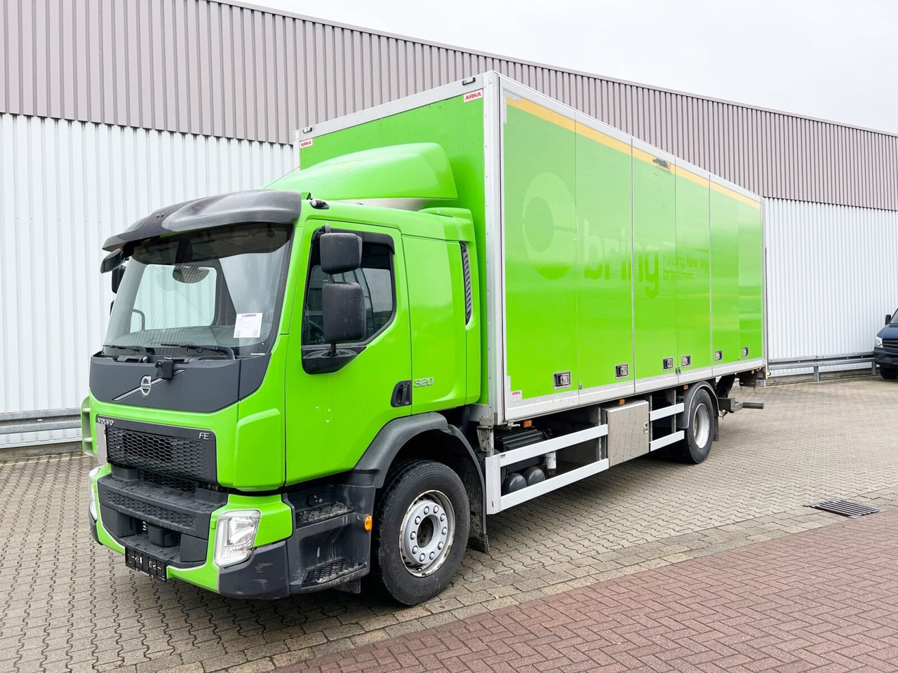 FE 320 4x2 FE 320 4x2 mit Zepro LBW - Camion fourgon: photos 1 FE 320 4x2 FE 320 4x2 mit Zepro LBW - Camion fourgon: photos 1